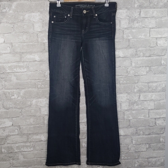 American Eagle Outfitters Favorite Boyfriend - Picture 2 of 8